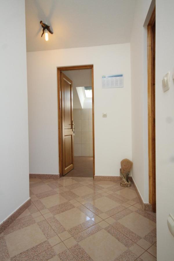Seaside Secluded Apartments Cove Karkavac - Scedro, Hvar - 8801 Елса Экстерьер фото